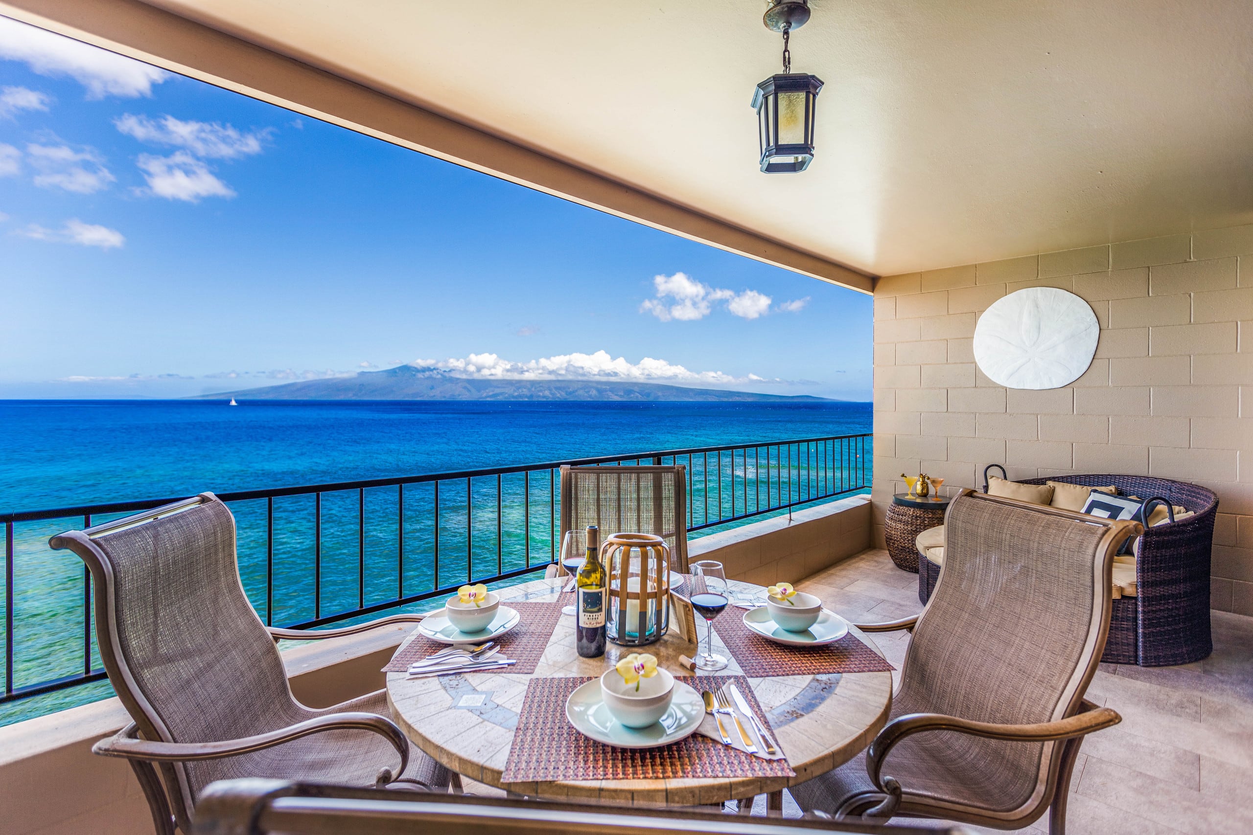 Condo in Lahaina · ★5.0 · 1 bedroom · 2 beds · 1 bath - Image 1