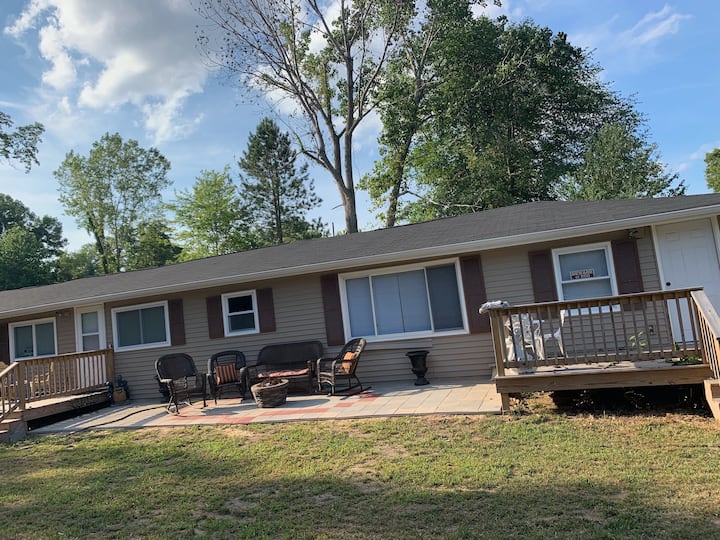 1 Br / 1  Bath Apartment - Lake Michigan Beach, MI