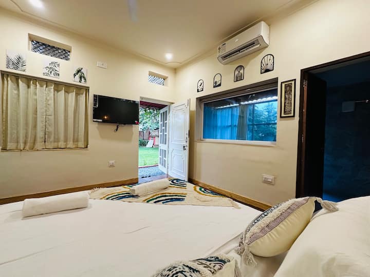 The Bungalow Studio Apartment - Udaipur