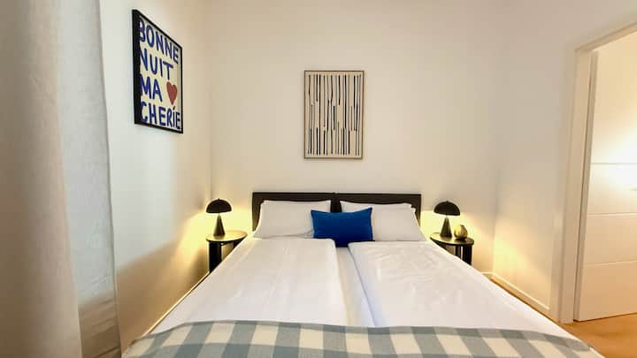 Schlafzimmer 7