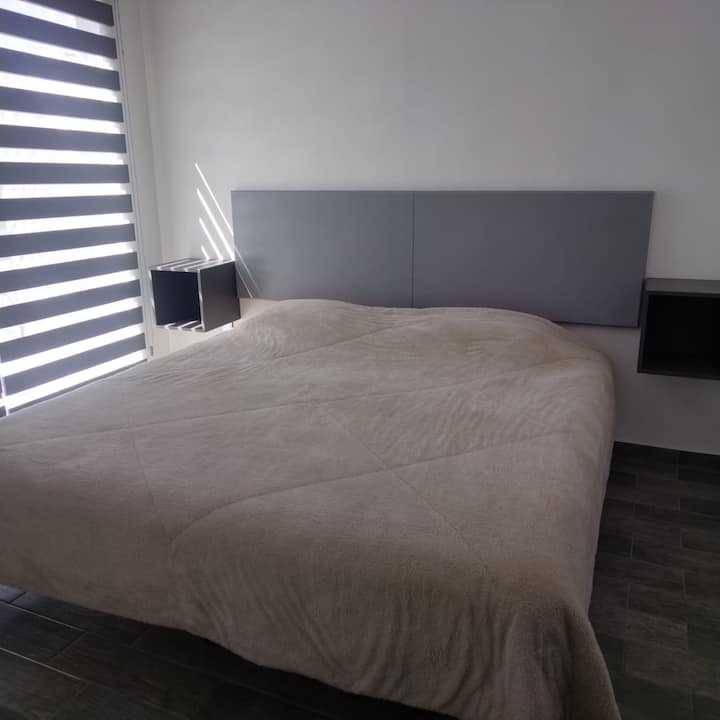 საძინებელი 1