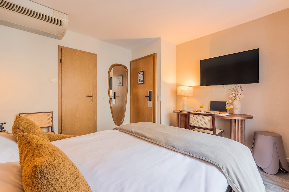 Top Airbnb: Modern suite - AC - 1BR/4P - Geneva in Pâquis