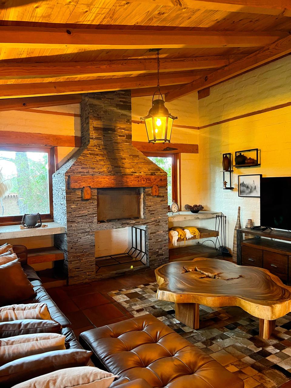 Anuncio de Airbnb popular: Luxury cabin in downtown Tapalpa, spectacular en Tapalpa