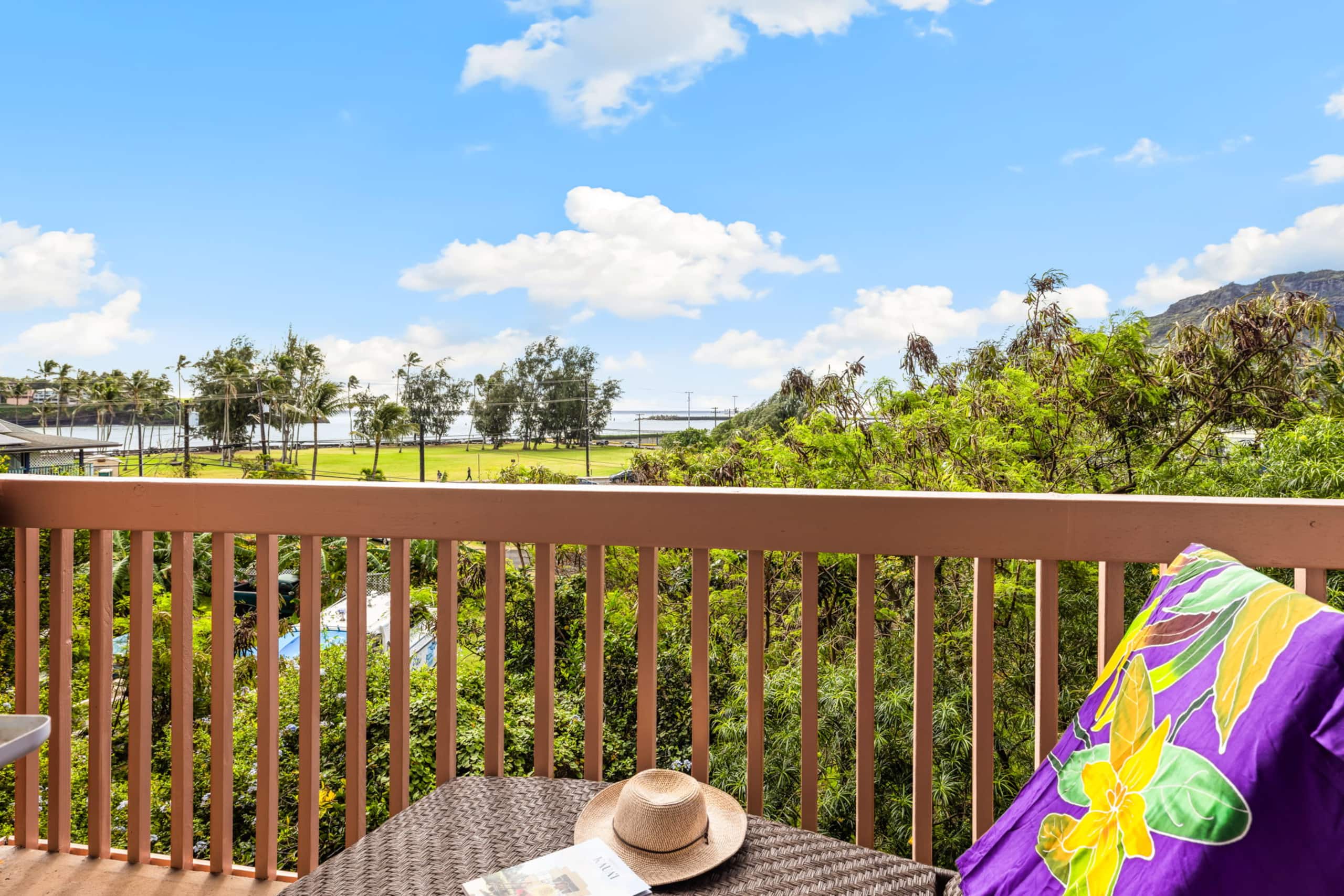 Condo in Lihue · ★5.0 · 2 bedrooms · 3 beds · 2 baths - Image 15