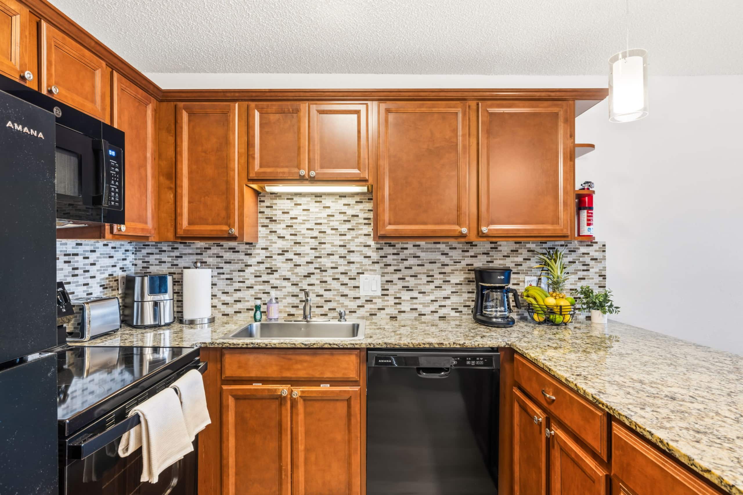 Condo in Lihue · ★5.0 · 2 bedrooms · 3 beds · 2 baths - Image 10