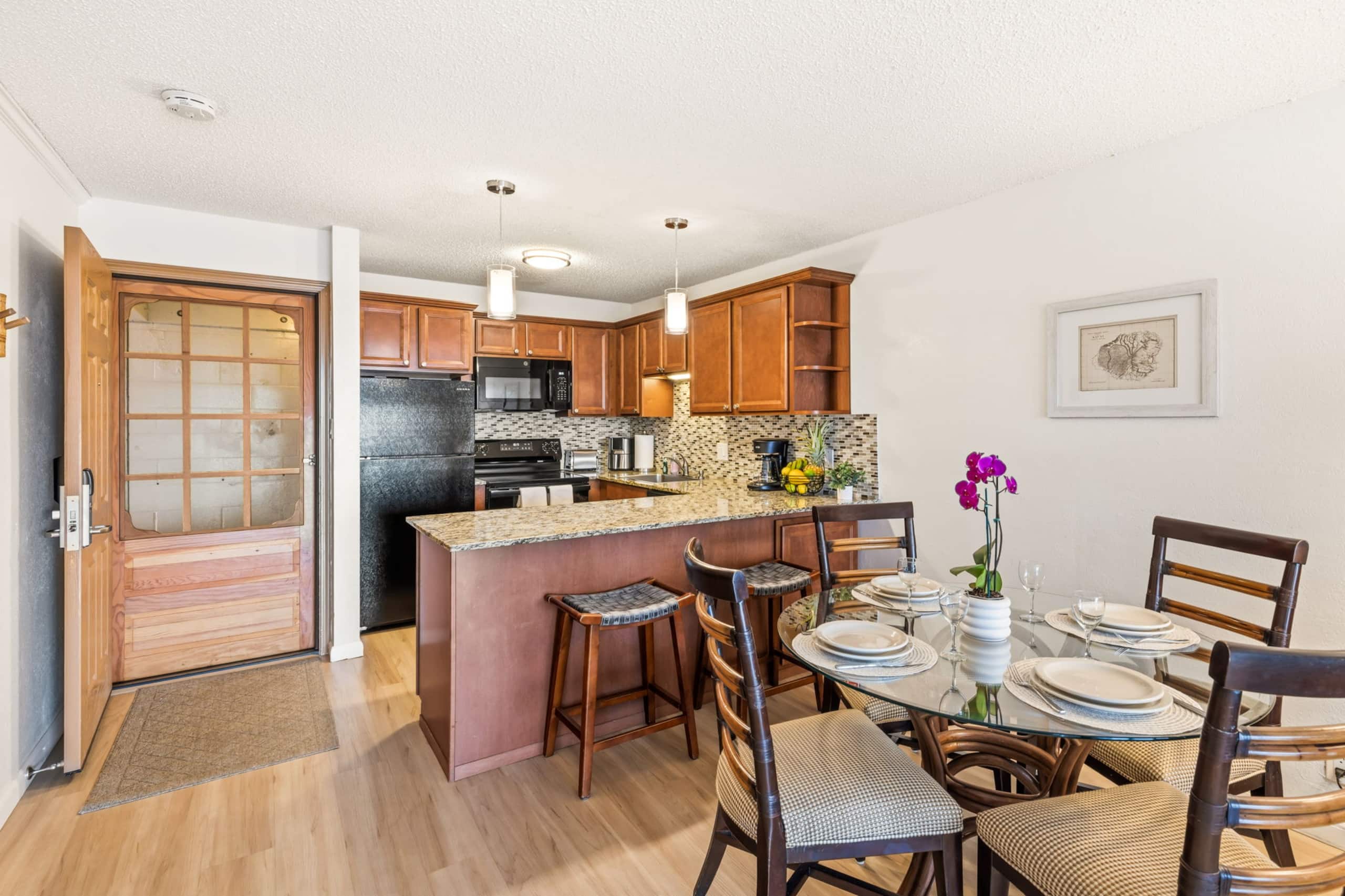 Condo in Lihue · ★5.0 · 2 bedrooms · 3 beds · 2 baths - Image 12
