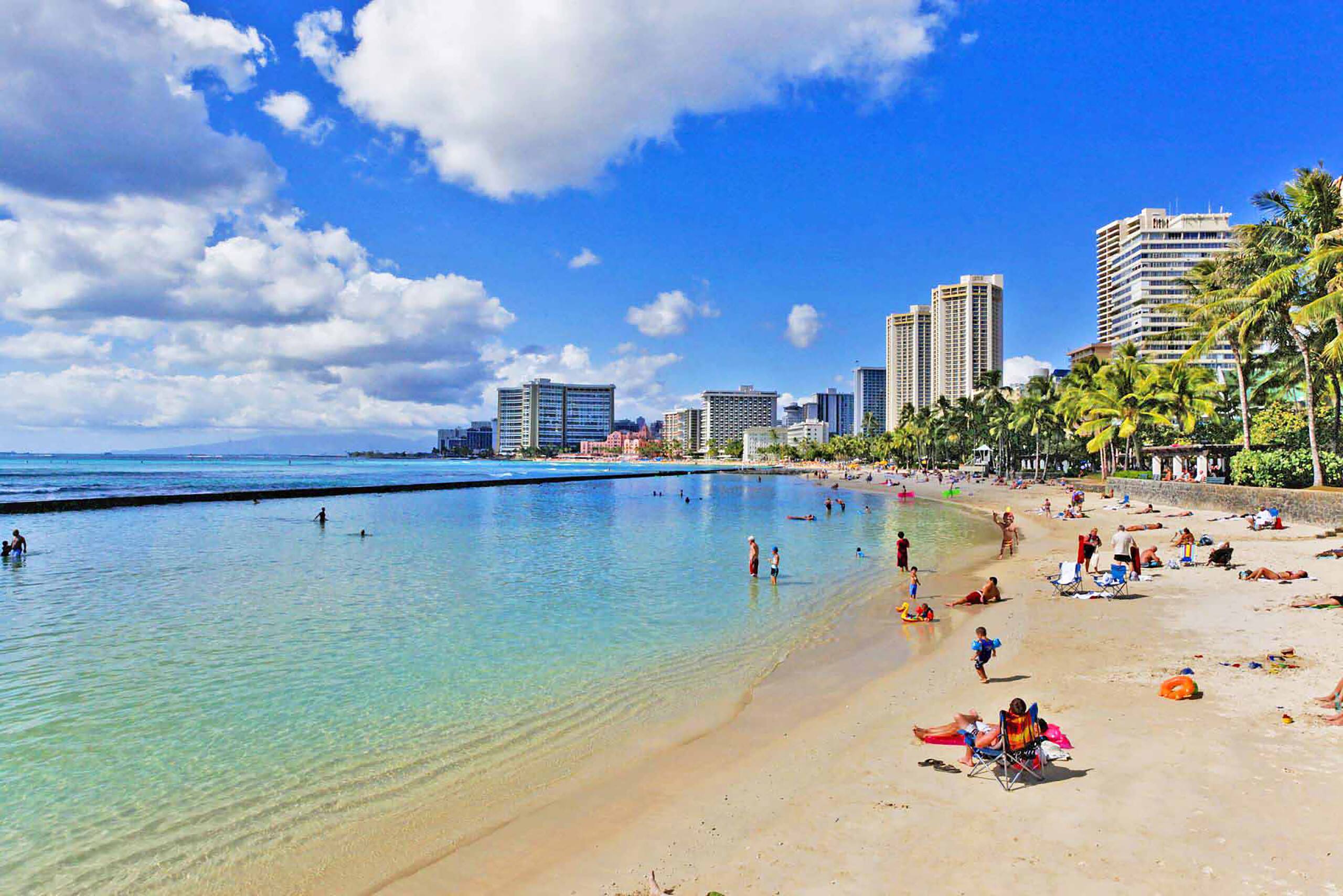 Condo in Honolulu · ★4.67 · 1 bedroom · 2 beds · 1 private bath - Image 34