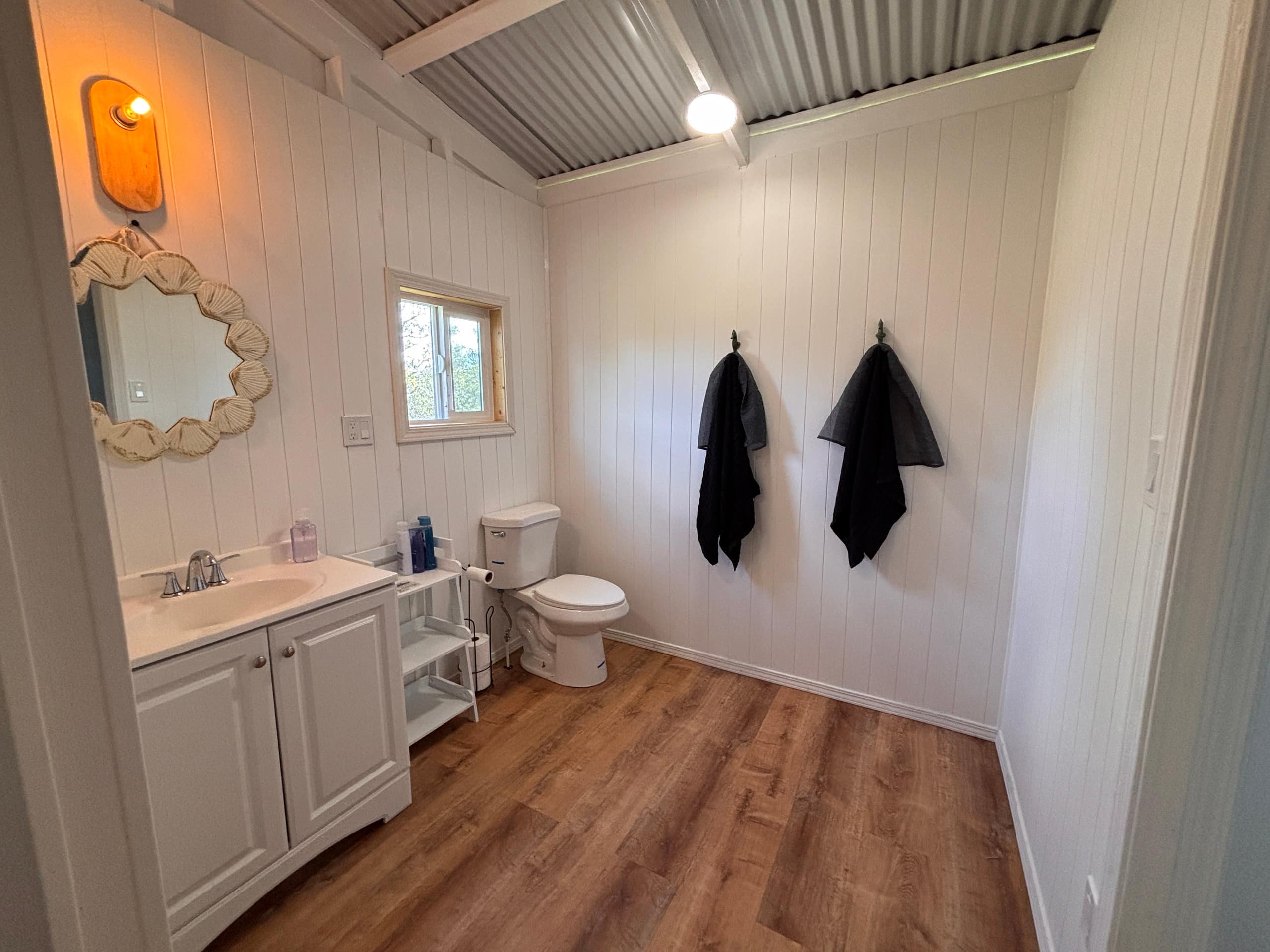 Rainforest Haven Cabin - Photo 8