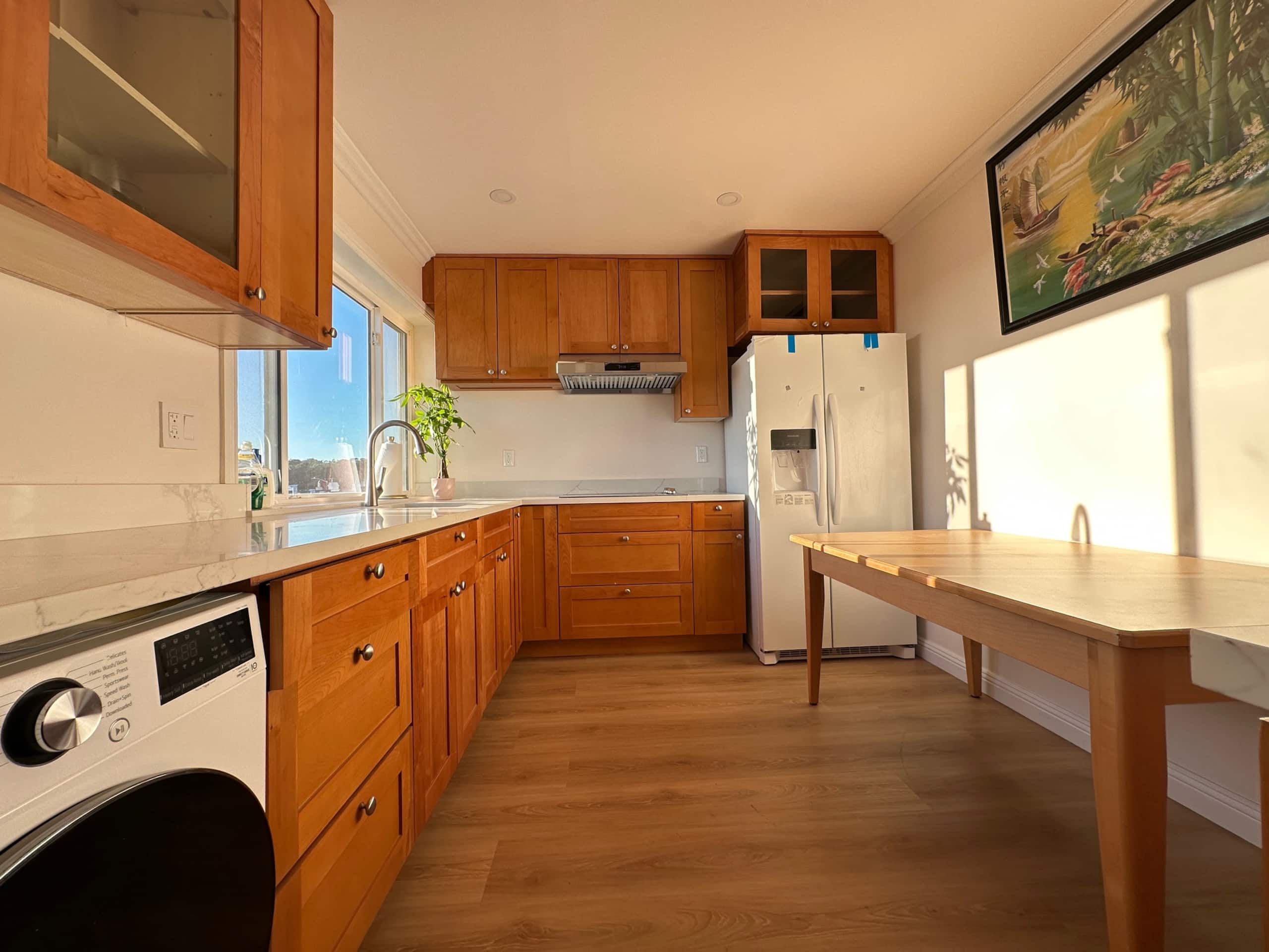 Home in San Francisco · ★4.81 · 4 bedrooms · 6 beds · 2 baths - Image 2