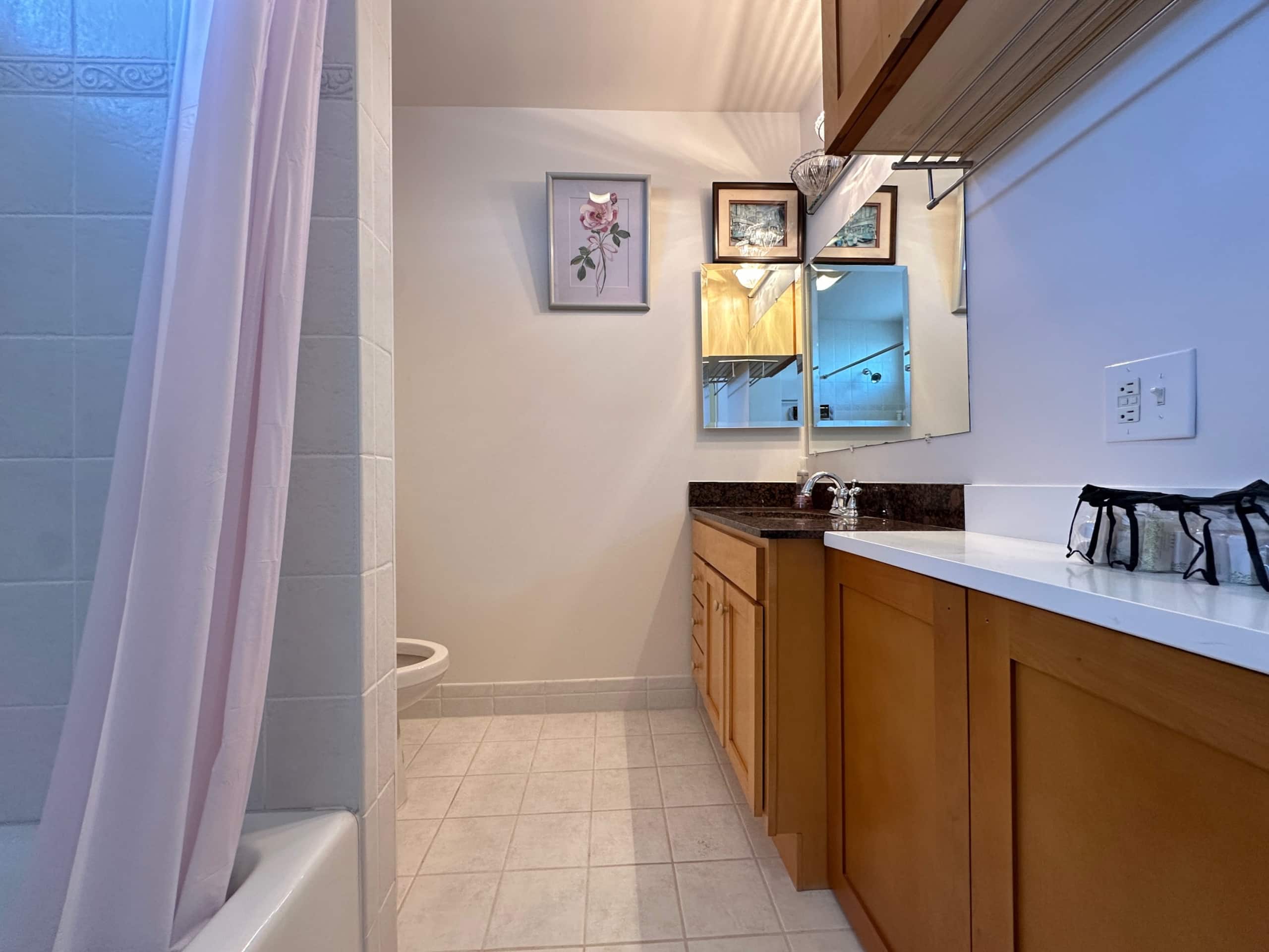 Home in San Francisco · ★4.81 · 4 bedrooms · 6 beds · 2 baths - Image 20