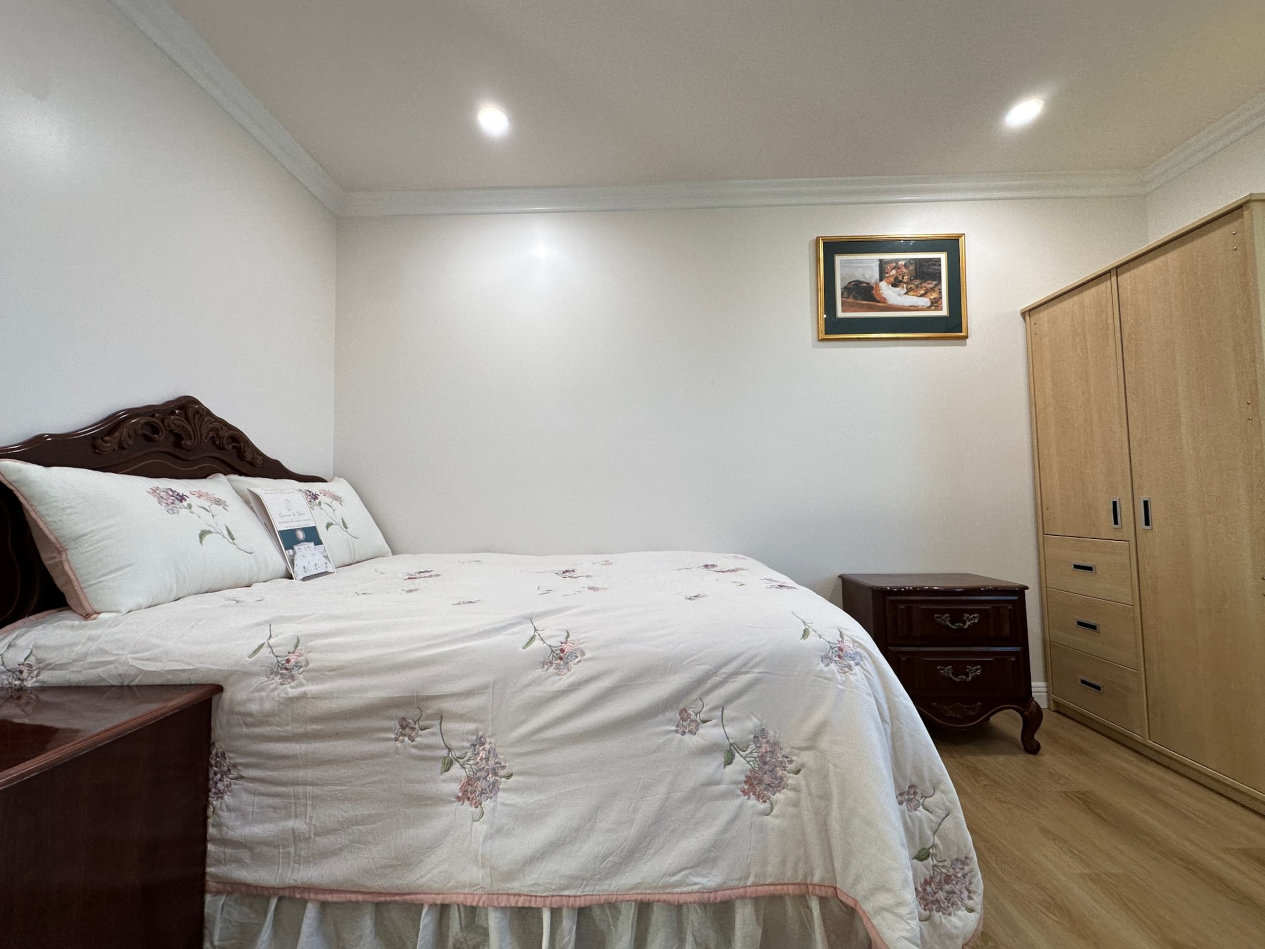 Home in San Francisco · ★4.81 · 4 bedrooms · 6 beds · 2 baths - Image 17