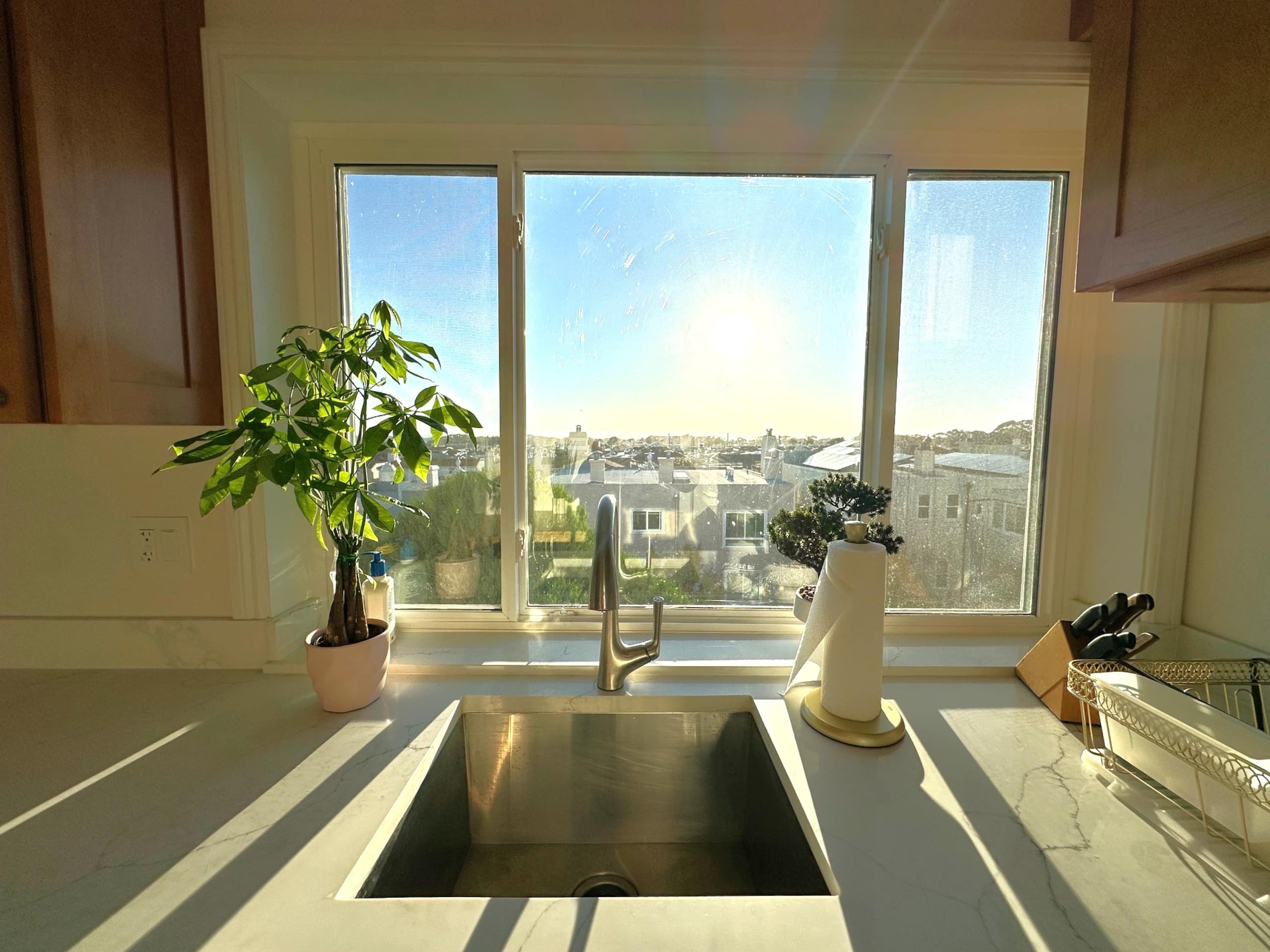 Home in San Francisco · ★4.81 · 4 bedrooms · 6 beds · 2 baths - Image 1