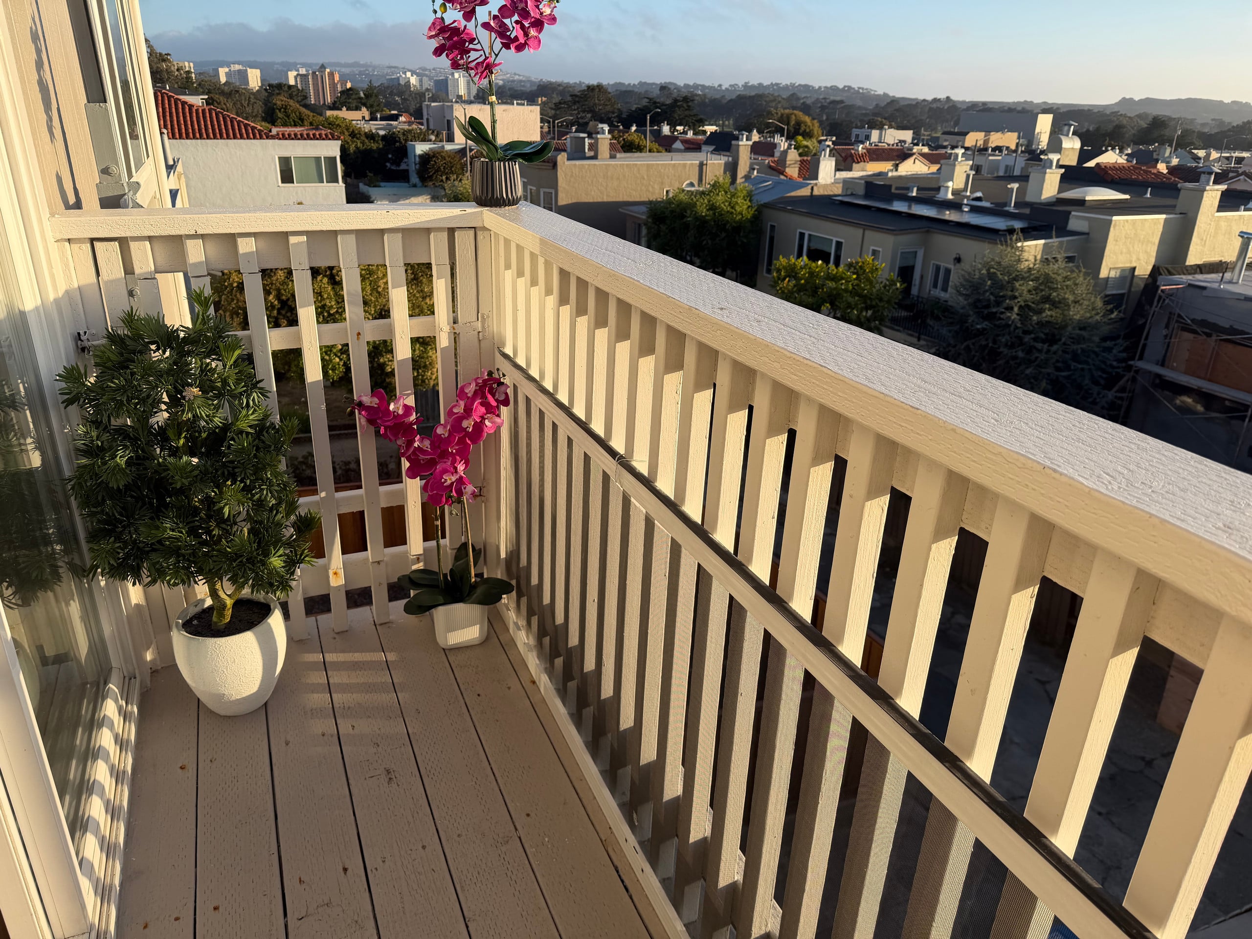 Home in San Francisco · ★4.81 · 4 bedrooms · 6 beds · 2 baths - Image 98