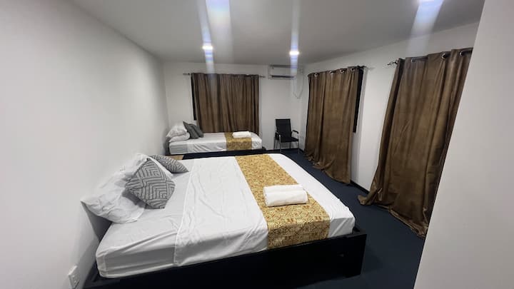 غرفة النوم 1