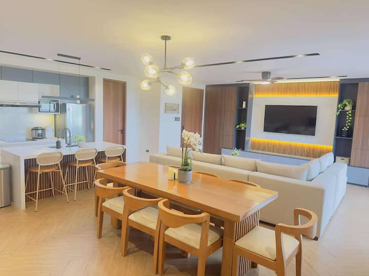 Farm View Modern 3br Pool Home - Bataan