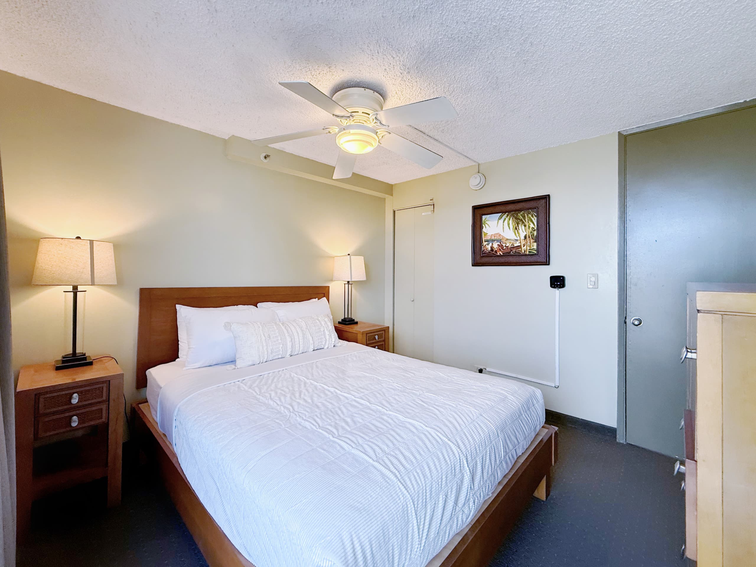 31FL-High Floor Oceanview-Waikiki-1BR-Near Beach! - Image 2