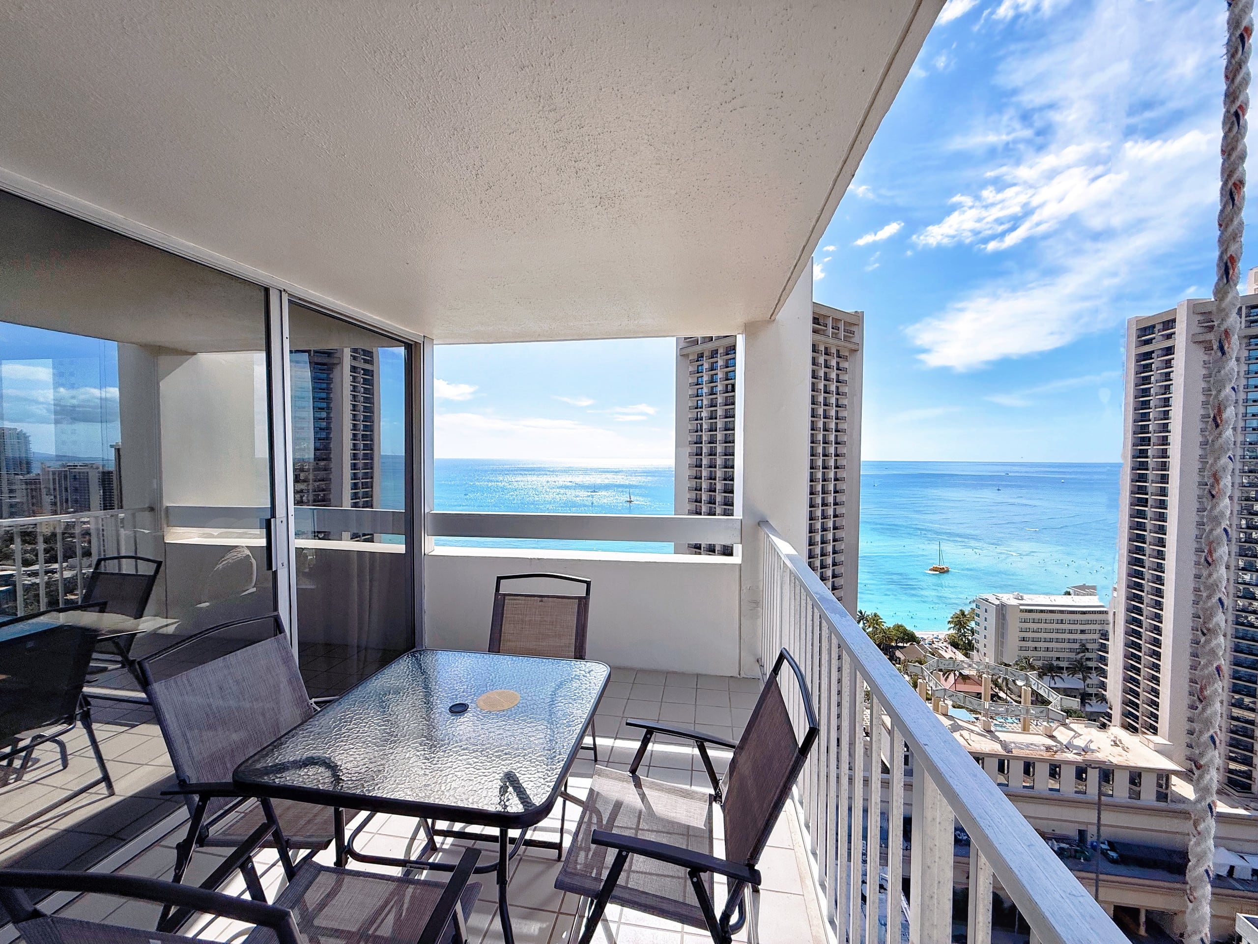 31FL-High Floor Oceanview-Waikiki-1BR-Near Beach! - Image 34