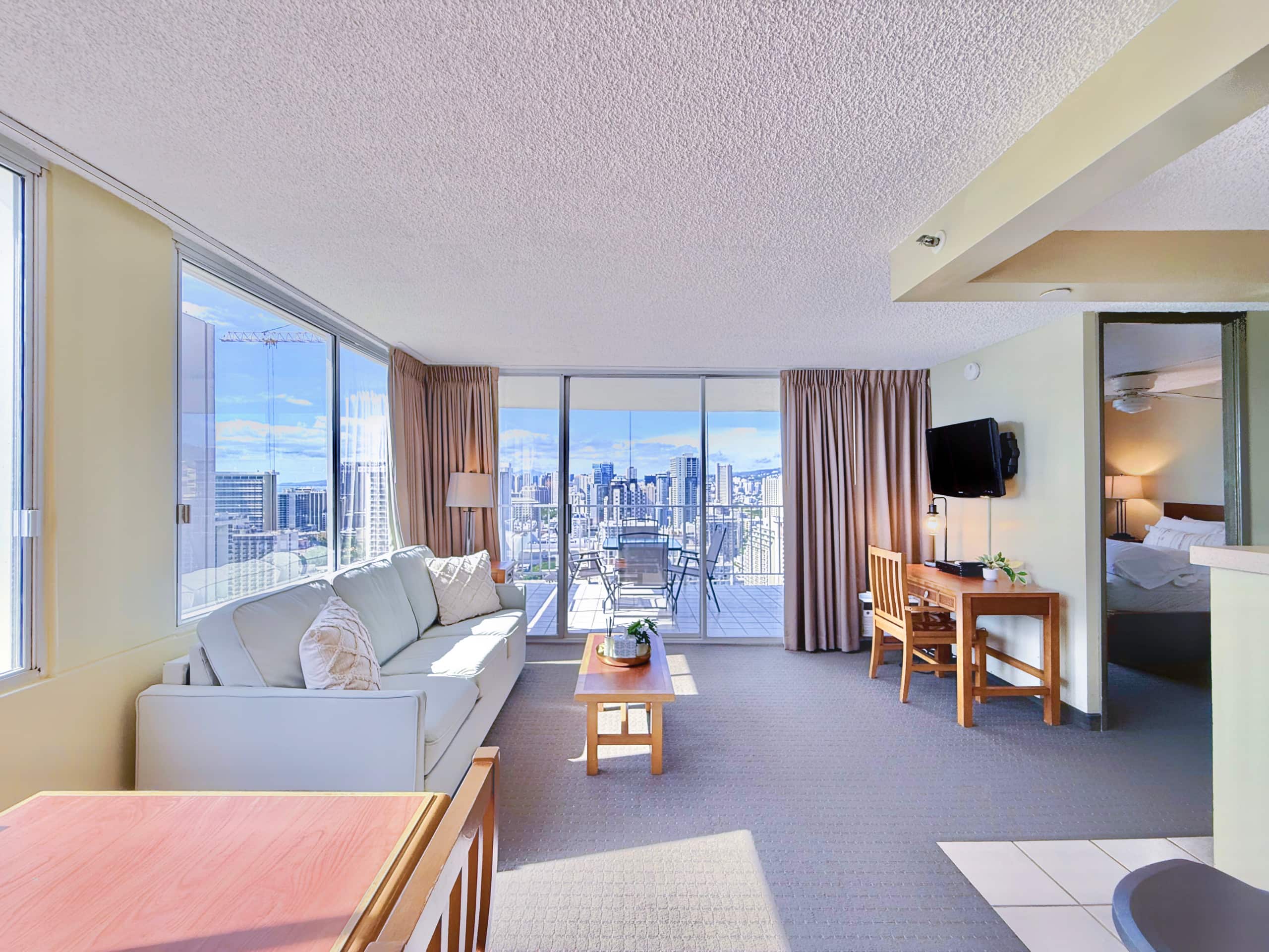 31FL-High Floor Oceanview-Waikiki-1BR-Near Beach! - Image 8