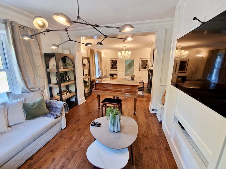Stunning Villa: Pool+spa+gym+sleeps 20+near London - Sevenoaks