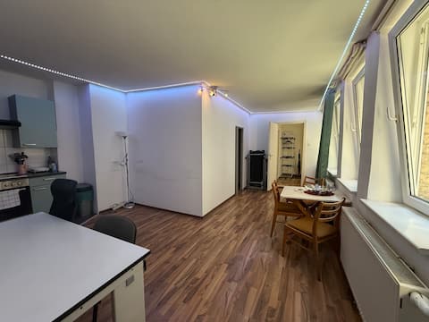 Popular Airbnb listing: Installer's apartment at Marienplatz 2 in Lehen
