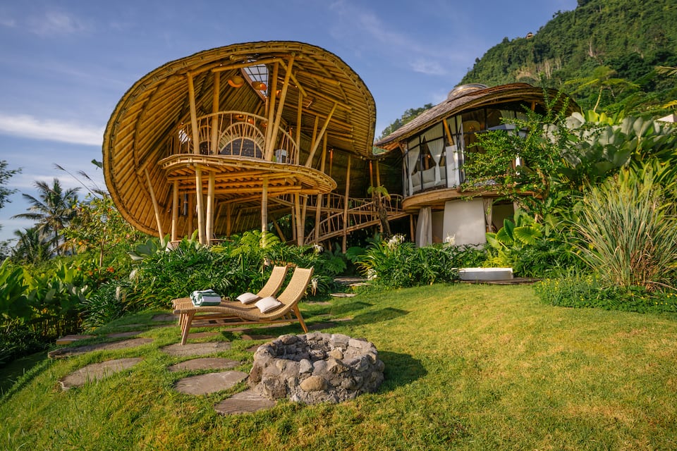 A bamboo villa facing Mount Agung, Sidemen, Bali, Indonesia, photo 2 of 10