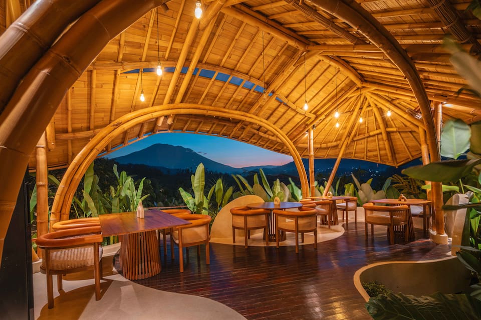 A bamboo villa facing Mount Agung, Sidemen, Bali, Indonesia, photo 5 of 10