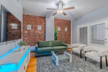 Steps to MIT & Harvard, 4BD/1.5B 1-Free Parking