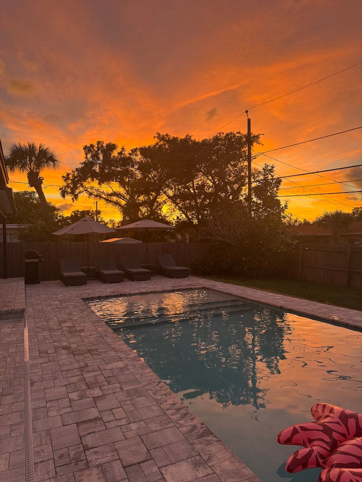 Coastal Getaway For Your Family - Clearwater Beach, FL