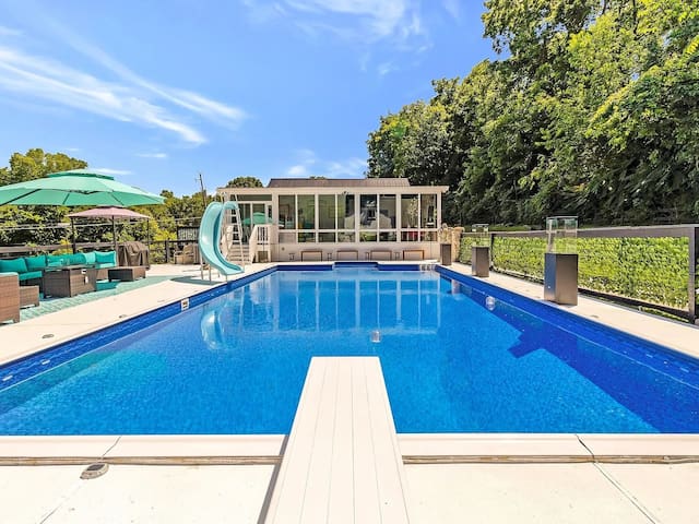 The Stoneglass Retreat gallery image 3