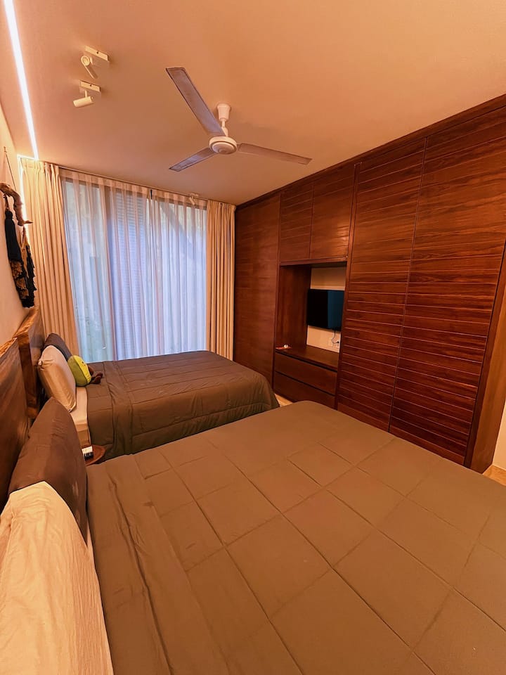 საძინებელი 1