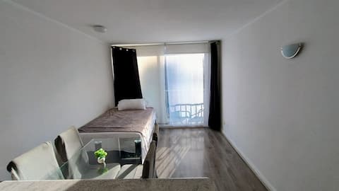 Popular Airbnb listing: Santiago Apartment/Pool/Paid Parking in Quinta Normal