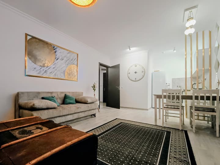 Golden Home- 60m2, 3 Rooms, 2 Balcons, Pool, Beach - Sveti Vlas