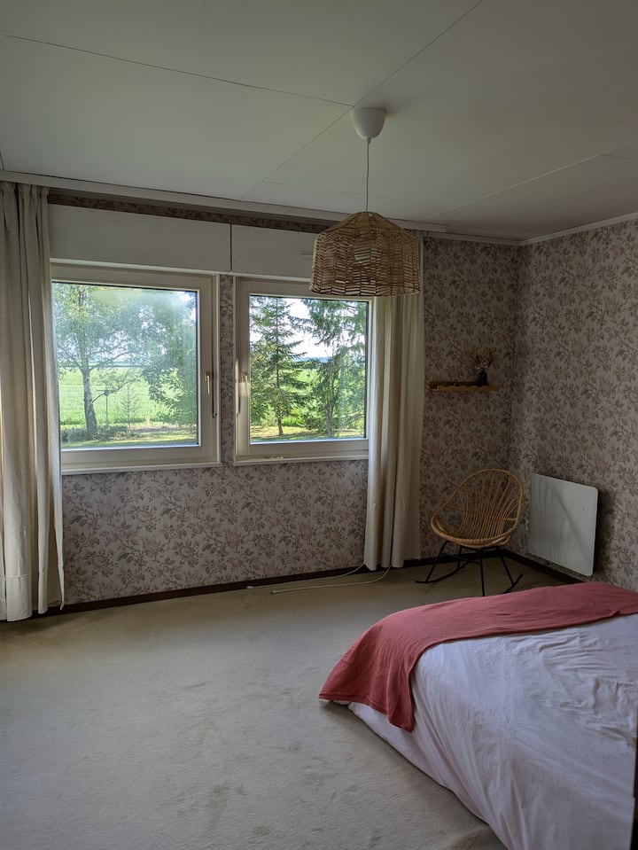 საძინებელი 1