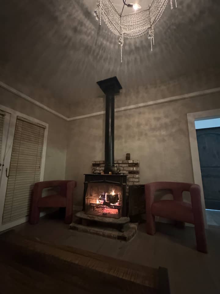 Remodeled 2br Creekside Retreat - San Anselmo, CA