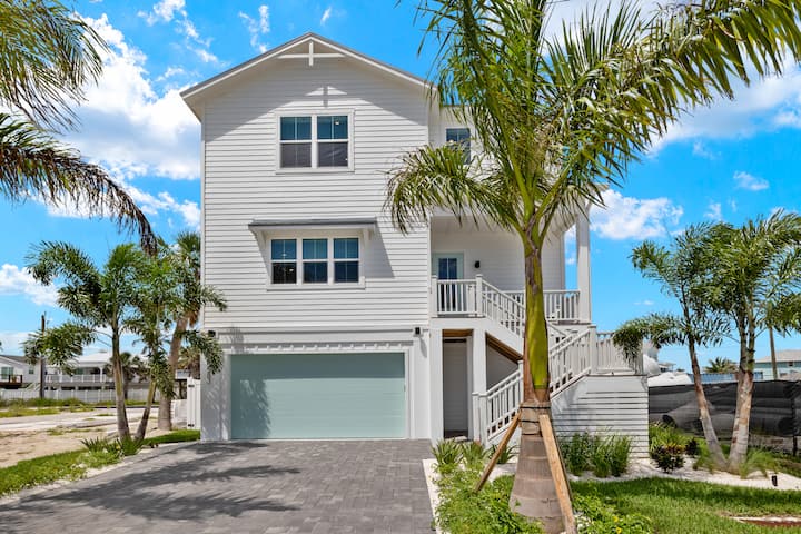 Brand New Oceanfront 5 Bedroom With 3 Masters - Fort Myers Beach, FL