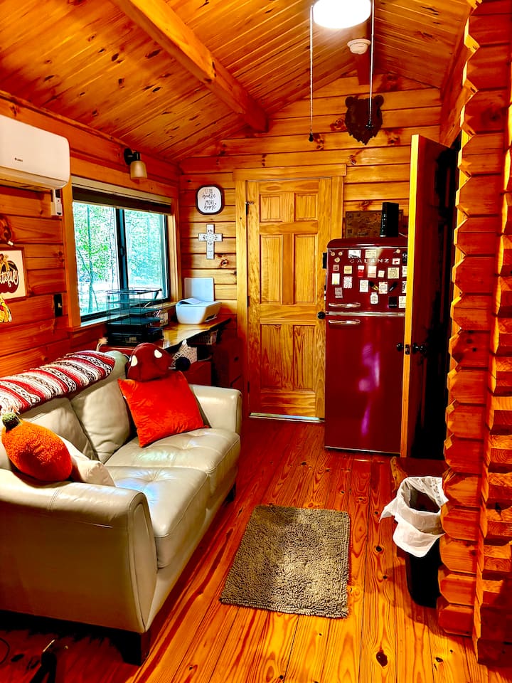 Любовно място до трапезарията