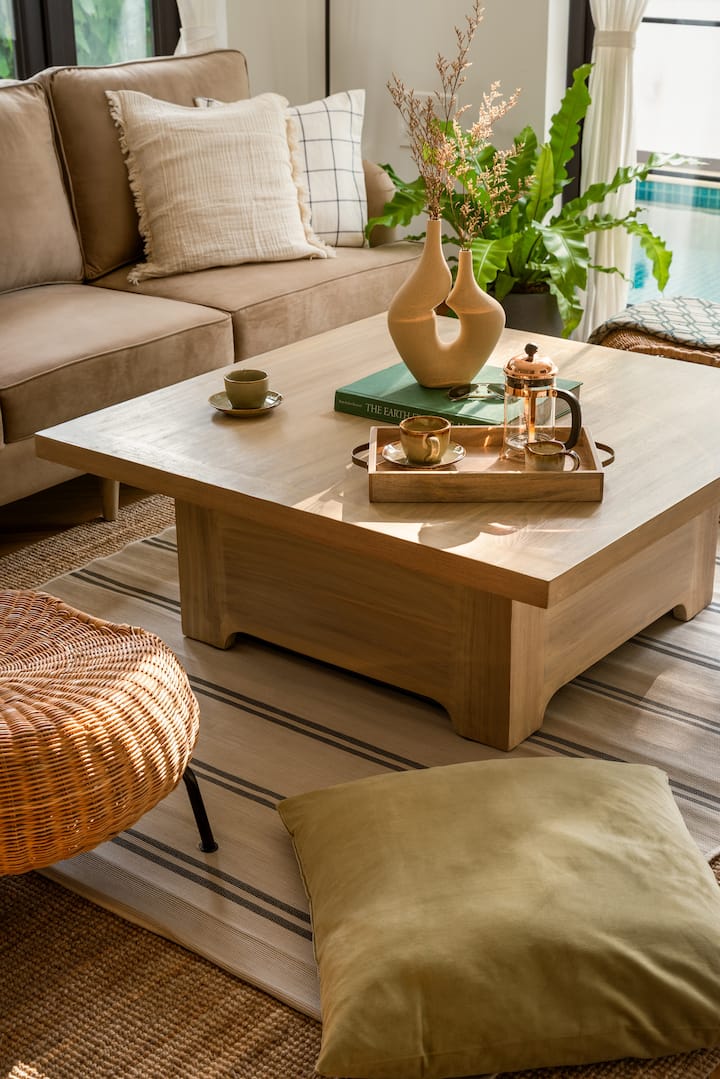 Living room image 9