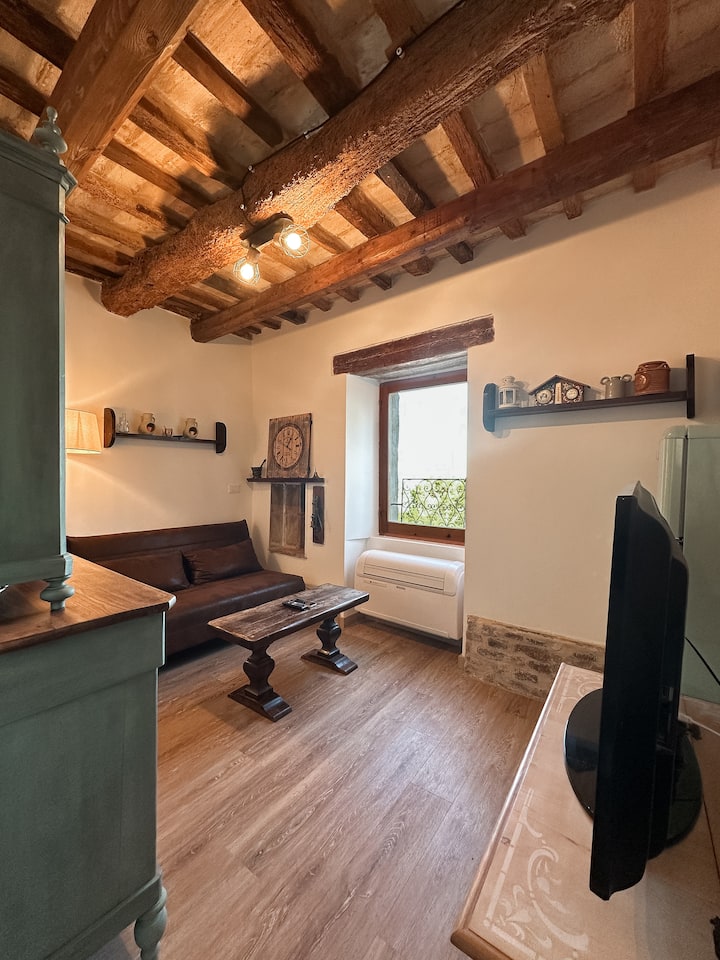 Borgo Montelupone [La Finestra Sul Mare] - Recanati