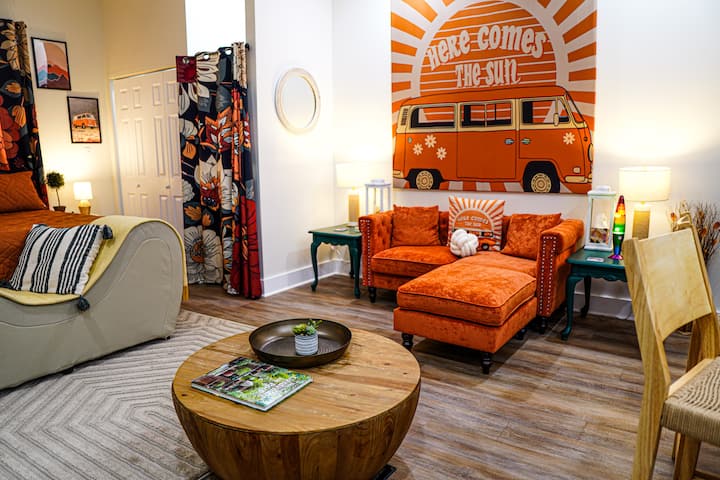 Hippie Haven Cottage • Boho Getaway-dayton - デイトン, OH