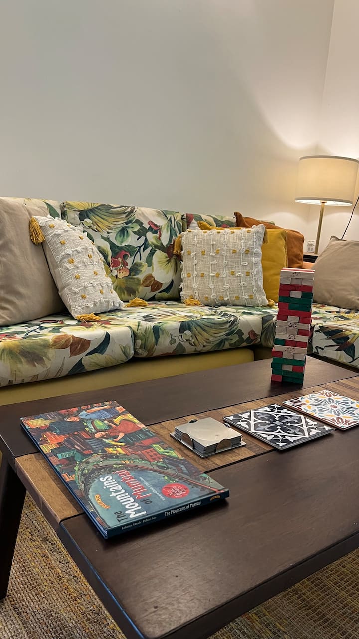 Living room image 3