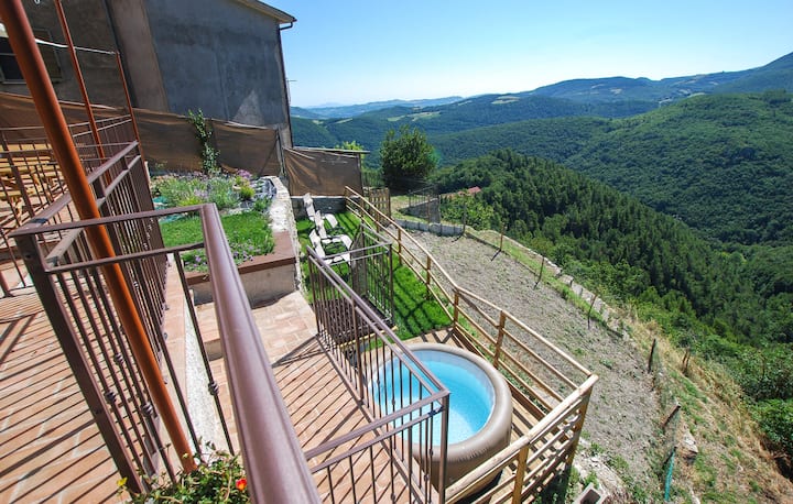 Awesome Home In Castelletta With Wifi - Fabriano