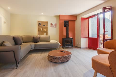 Airbnb performant: Tres Culaus 2 · 5-Diamond Duplex, Mountain View à Cauterets