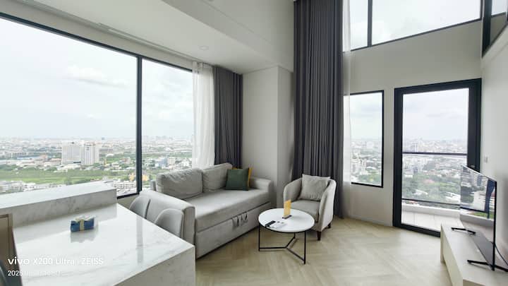 Rama9 两卧复式带浴缸Loft2038/住5人/屋顶泳池/近rca/近火车夜市/近tonglor - Phra Khanong