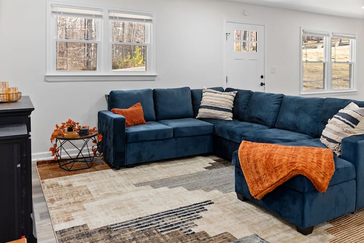 Newly Renovated 2br/2ba Home | Near Buchanan - Natural Bridge State Park, Natural Bridge