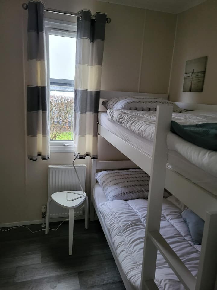 Schlafzimmer 2