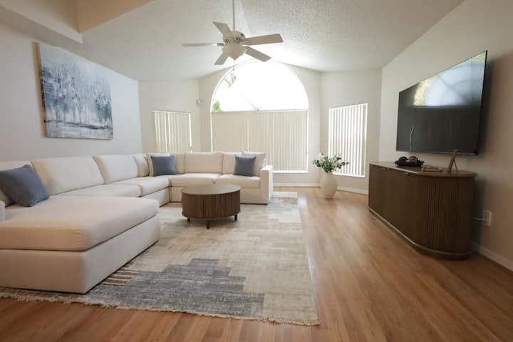 "Parkside Paradise 3 Br Condo" - Kissimmee, FL