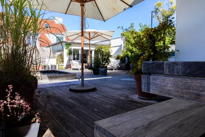 Central Penthouse Loft w/ Alps View & Terrace gallery image 3