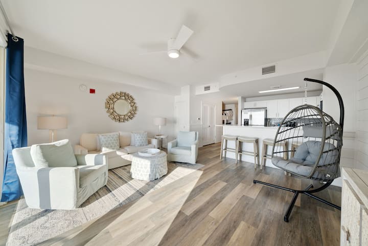 Gulf View Condo • Pool • Walk To Pier Park - Panama City Beach, FL