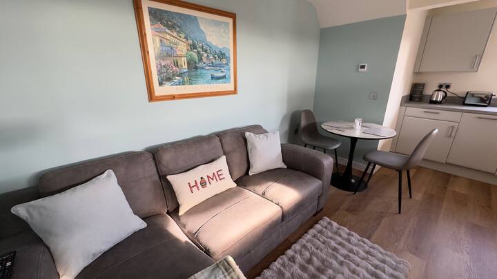The Nestle - A Romantic Rural Retreat - Crewkerne
