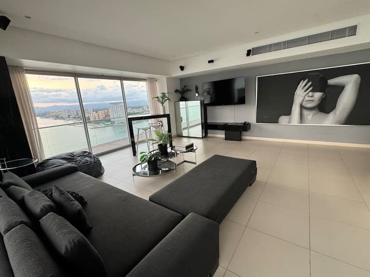 Luxury Beachfront Condo ~ Best Views ~ Hotel Zone - Puerto Vallarta